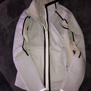 Lululemon Jacket 🍋